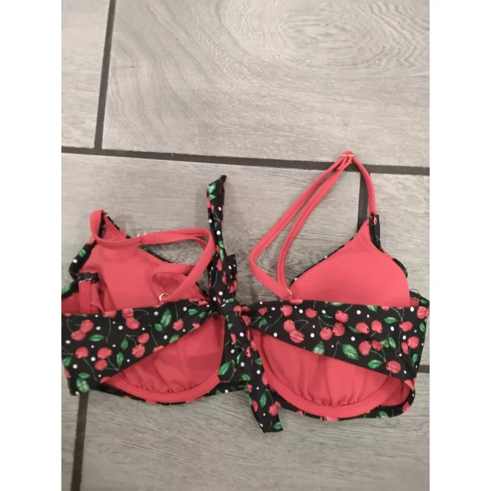 Wild Fable Cherry Polka Dot Underwire Bikini Top Black‎ Red Large 12-14